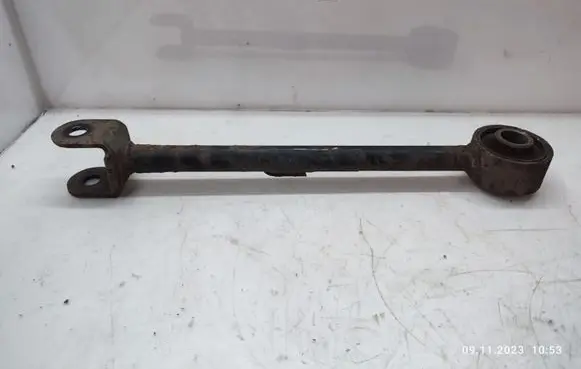 Hyundai Santa Fe Rear control arm