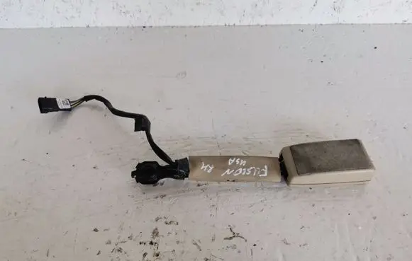 Ford Fusion II Front seatbelt buckle DG93F61208