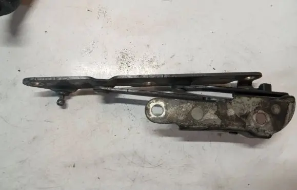 Volvo S80 Tailgate/trunk/boot hinge 30799274