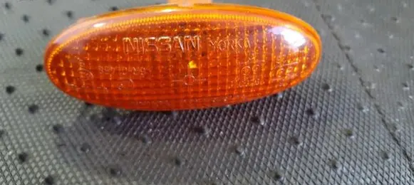 Nissan Almera Tino Front fender indicator light R601458 R6-01.458
