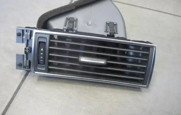 Audi A6 S6 C6 4F Dashboard side air vent grill/cover trim 4F1820902B