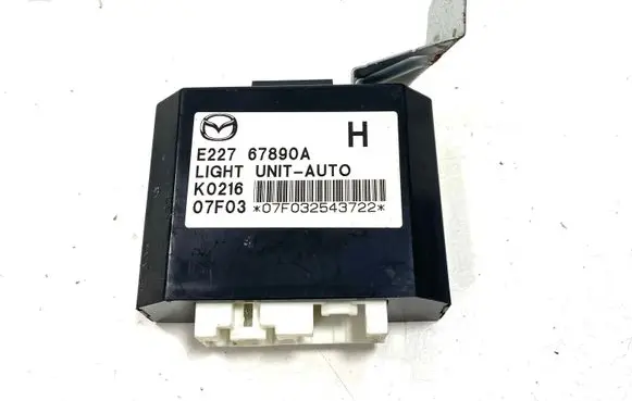 Mazda CX-7 Light module LCM E22767890A K0216 07F03