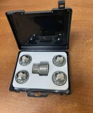 KIA Niro Anti-theft wheel nuts and lock LP490ADU01 1134