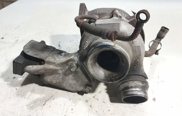 BMW 5 E60 E61 Turbo 724779