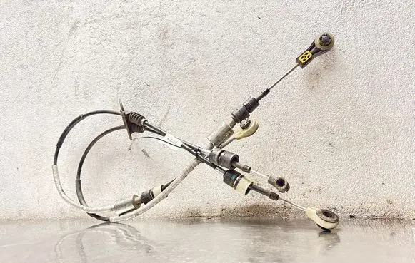 Ford Mondeo MK IV Gear shift cable linkage 7G9R7E395KE