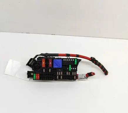 BMW iX Fuse module 8720724