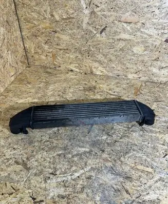 Mercedes-Benz SLK R171 Intercooler radiator A2035000600 11797463 4744031315