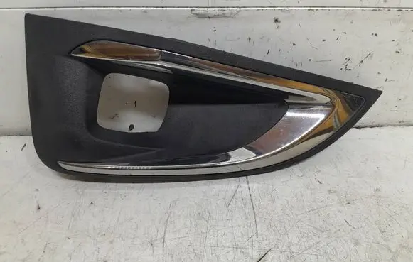 Peugeot 3008 II Front fog light trim/grill 9815692677G 9815692677