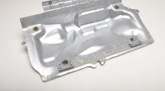 Volvo XC60 Heat shield in engine bay 31353774