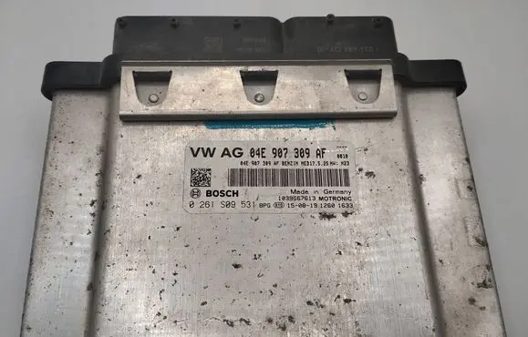 Volkswagen Polo VI Engine control unit/module 04E907309AF 0261S09531