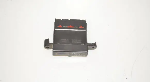 BMW 7 F01 F02 F03 F04 Current control relay 9153418 61149153418