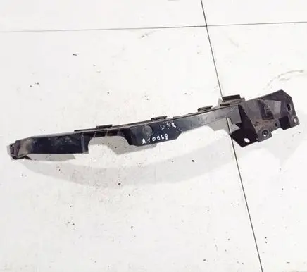 Opel Insignia A Front bumper mounting bracket 13250571