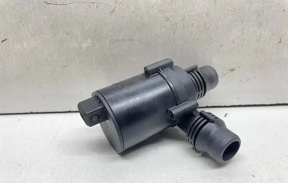 BMW 7 E65 E66 Electric auxiliary coolant/water pump 6922699 64116922699