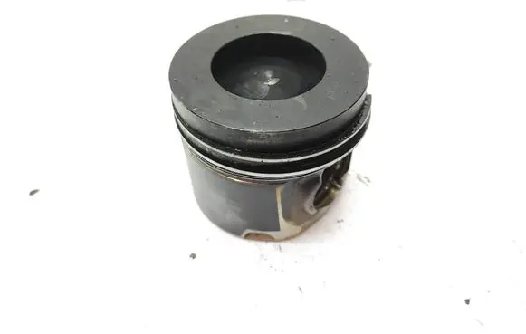 BMW 3 E90 E91 Piston 84L110