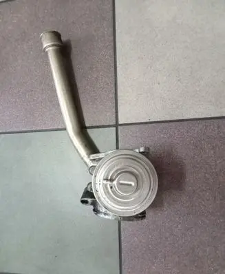 Mercedes-Benz C W203 EGR valve A611090075A