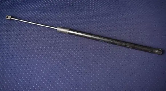 Volkswagen PASSAT B8 Tailgate/trunk strut/damper 3G9827550A