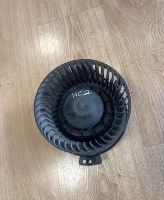 Audi A4 S4 B6 8E 8H Heater fan/blower 8E1820021 8E1820021B 5508100