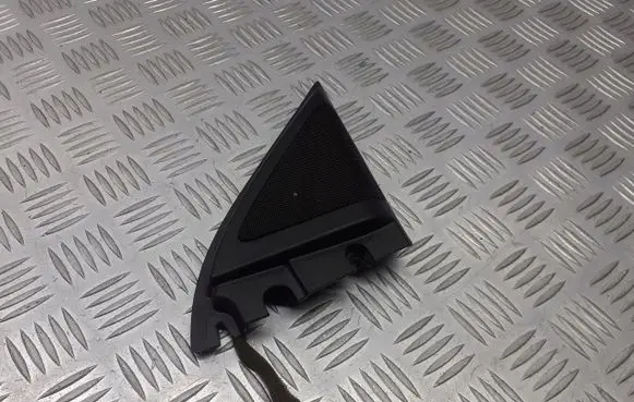 Seat Ibiza III (6L) Plastic wing mirror trim cover 6L0837974