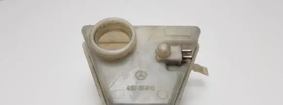 Mercedes-Benz E W210 Brake fluid reservoir A2024300202