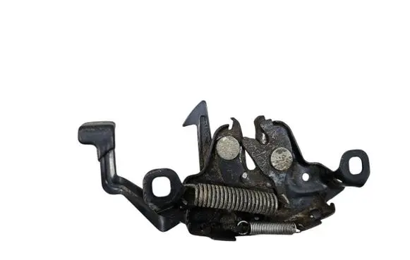 Nissan Terrano Engine bonnet/hood lock/catch