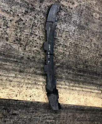 Nissan Qashqai Front bumper foam support bar 