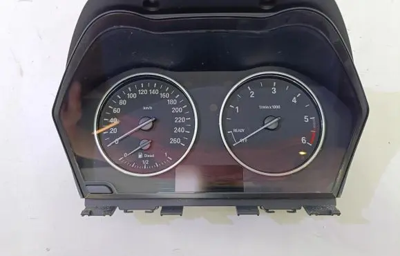 BMW 1 F20 F21 Speedometer (instrument cluster)