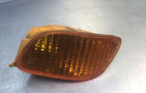 Ford Focus Front indicator light XS4X13369