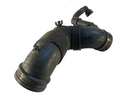 Audi A3 S3 8P Air intake hose/pipe 3C0129654 ETB446197