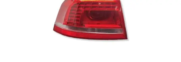 Volkswagen PASSAT B7 Rear/tail lights 3AF945207B