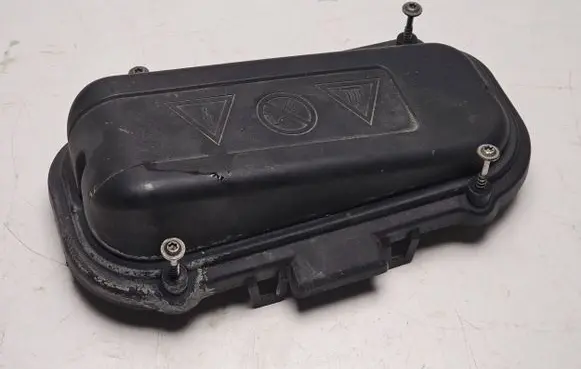 BMW 5 F10 F11 Fuse box cover 7555189 58650910