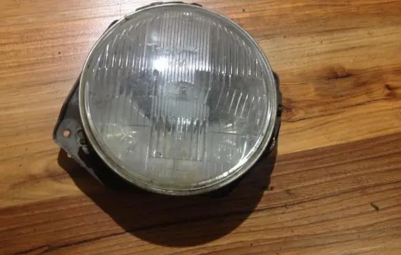 Isuzu Trooper Headlight/headlamp