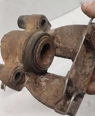 Volvo V70 Rear brake caliper