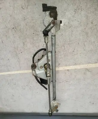 Ford Maverick Front wiper linkage and motor 8492007611