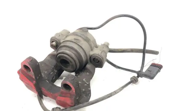 Rear brake caliper