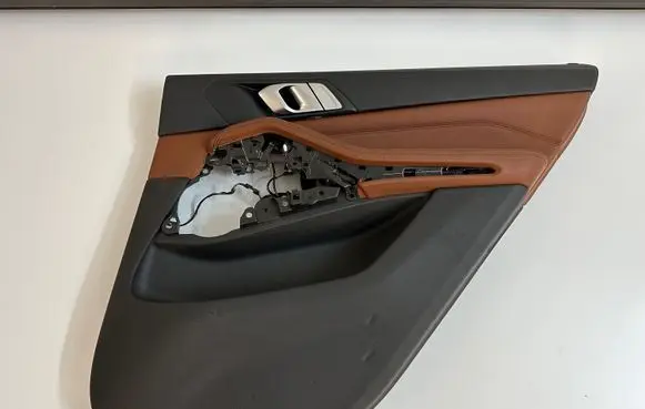 BMW X5 G05 Rear door card panel trim