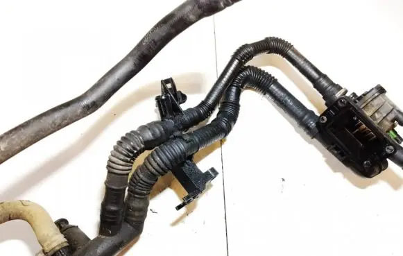 Volvo V50 Engine coolant pipe/hose 9647768980