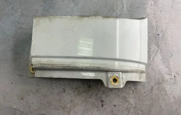 Opel Zafira A Rear light trim 90580804