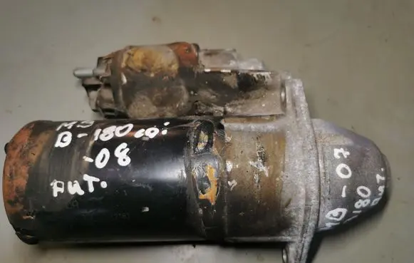 Mercedes-Benz B W245 Starter motor 0051517401 001108217