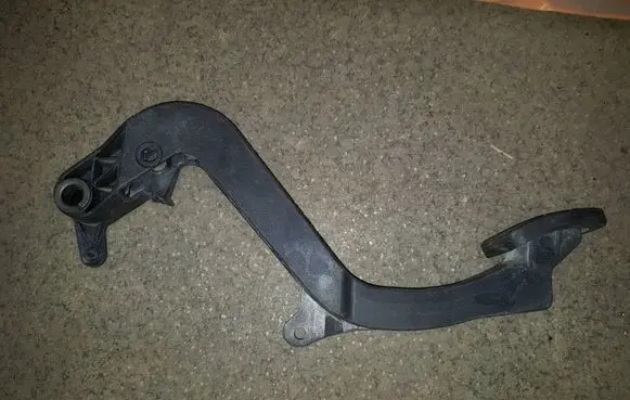 BMW 3 E36 Brake pedal 1158659