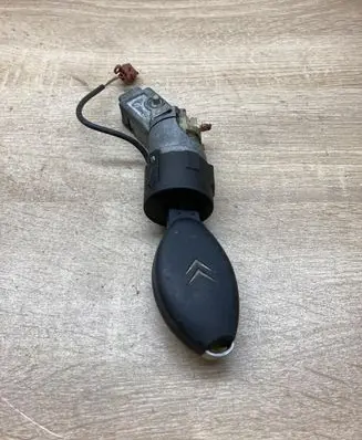 Citroen C8 Ignition lock 9632897680
