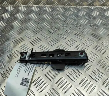 Volvo XC40 Seat belt adjustment rail 8632605