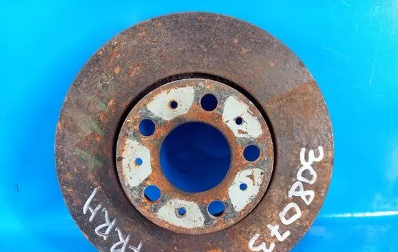 Volvo XC70 Front brake disc 31262707