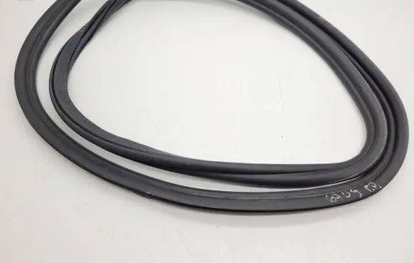 BMW 7 G11 G12 Front door rubber seal 7336046AUTOFROST