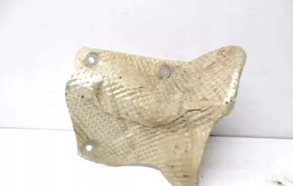 Volkswagen PASSAT B5.5 Exhaust heat shield 8D0399300