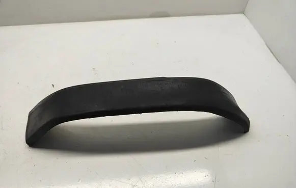 Chevrolet Camaro Front bumper splitter molding 23408773 23408772