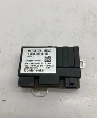 Mercedes-Benz A W176 Fuel injection pump control unit/module A0009000104