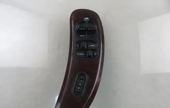 Chrysler Voyager Electric window control switch 0SB741AAAB
