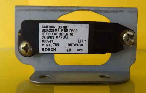 Mitsubishi Carisma Airbag deployment crash/impact sensor MR910789