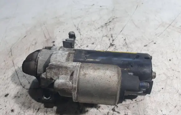 BMW 3 E92 E93 Starter motor 1005841139