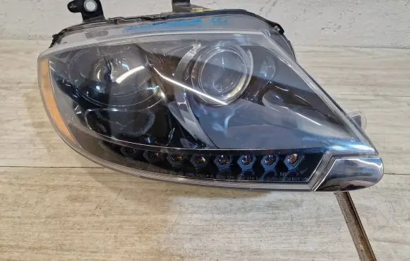 Maserati Quattroporte Headlight/headlamp 272742
